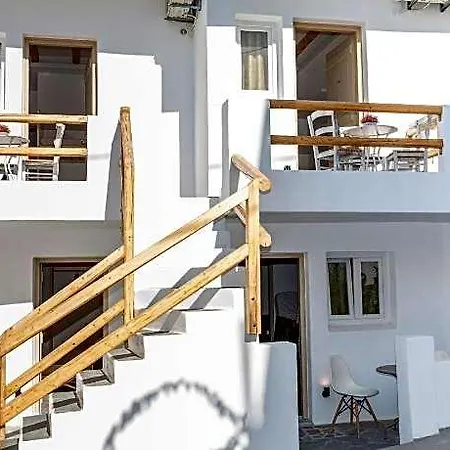 Depis Luxury Naxos Town 호텔 3*