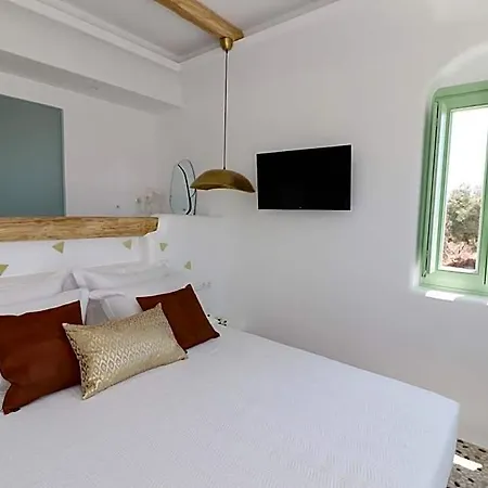 호텔 Depis Luxury Naxos Town 3*