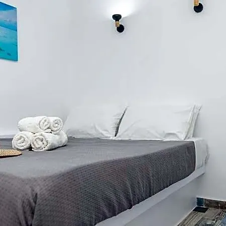 Depis Luxury Naxos Town فندق