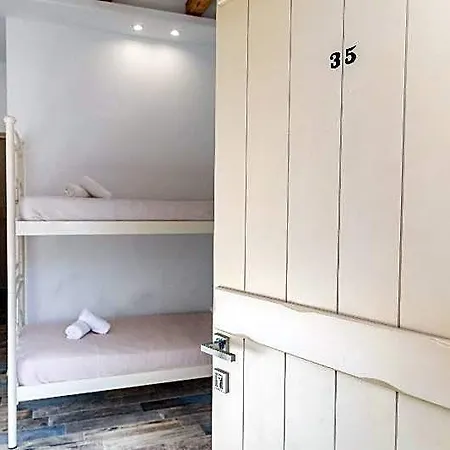 호텔 Depis Luxury Naxos Town 3*